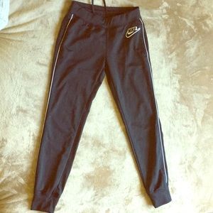Nike joggers